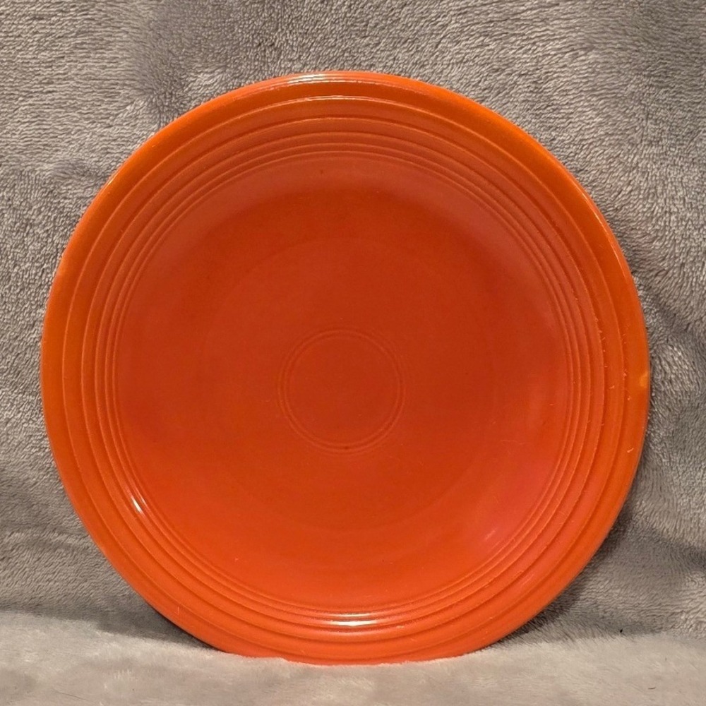1936 Vintage Fiestaware Super Radioactive Red Orange Glaze Saucer Plate CPM 1840